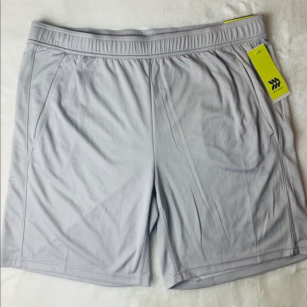 Men’s grey athletic XL shorts